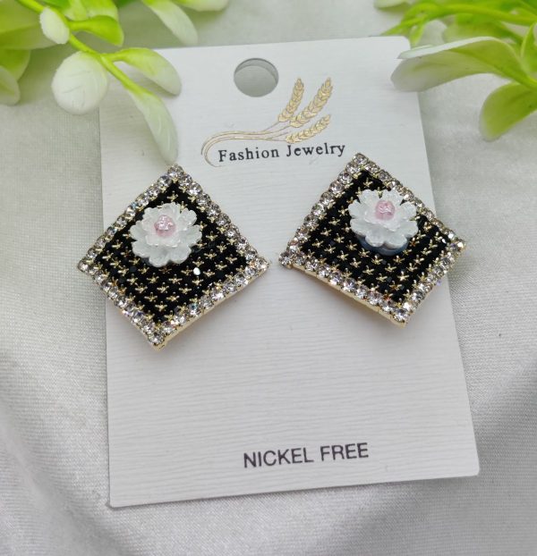 Elegant Floral Rhinestone Stud Earrings – Nickel Free