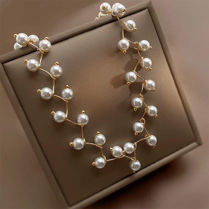 Trendy Neck Choker