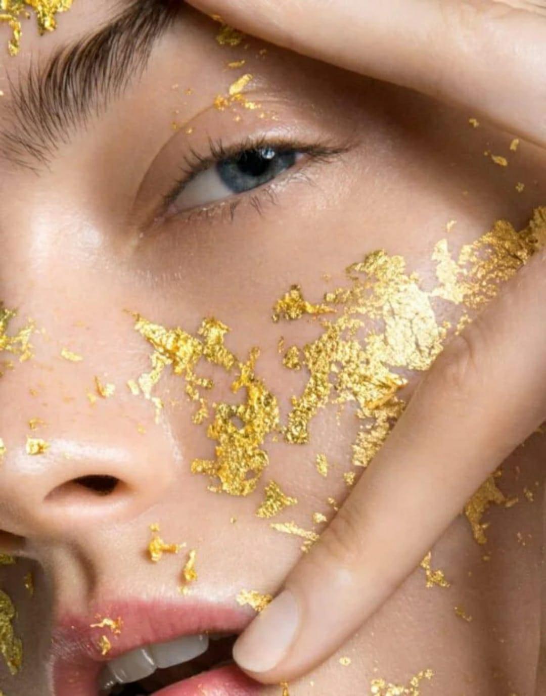 Golden Whitening Face Mask